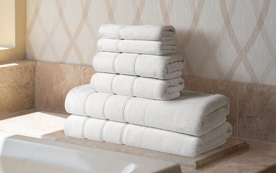 Striped Trim Towel Set YMAL1